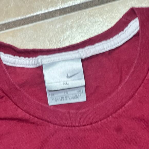 Vintage 2000's Nike Men’s Size XL Maroon Crewneck Blank T-Shirt Swoosh Logo Y2K - Picture 2 of 5